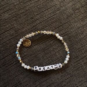 LITTLE WORDS PROJECT LWP BRACELET breathe